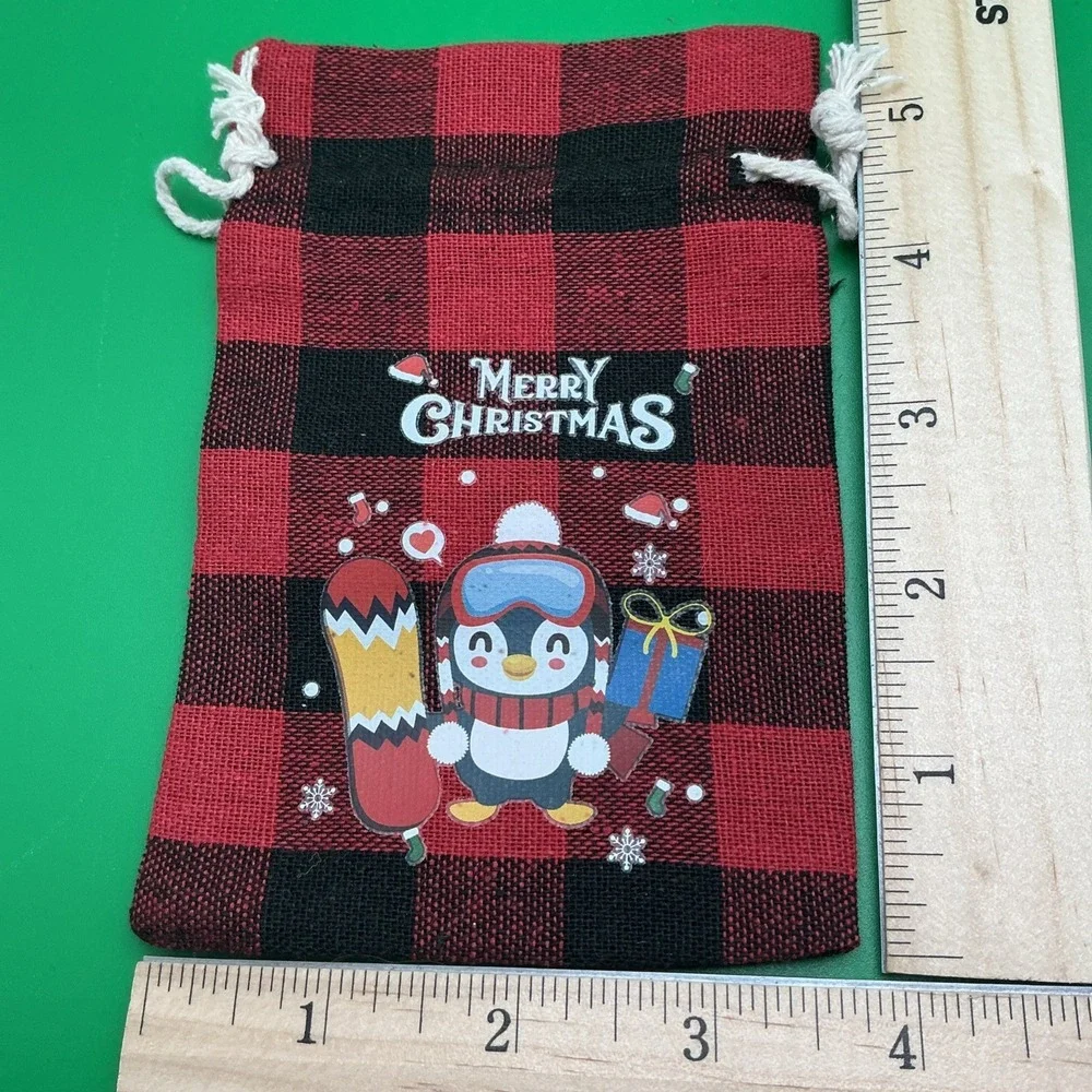 Merry Christmas Reusable Drawstring Red/Black Plaid Gift Bags, Set of‎ 9